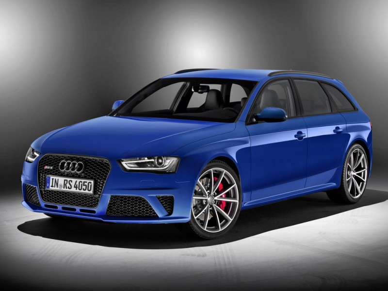 audi-rs4-avant-nogaro