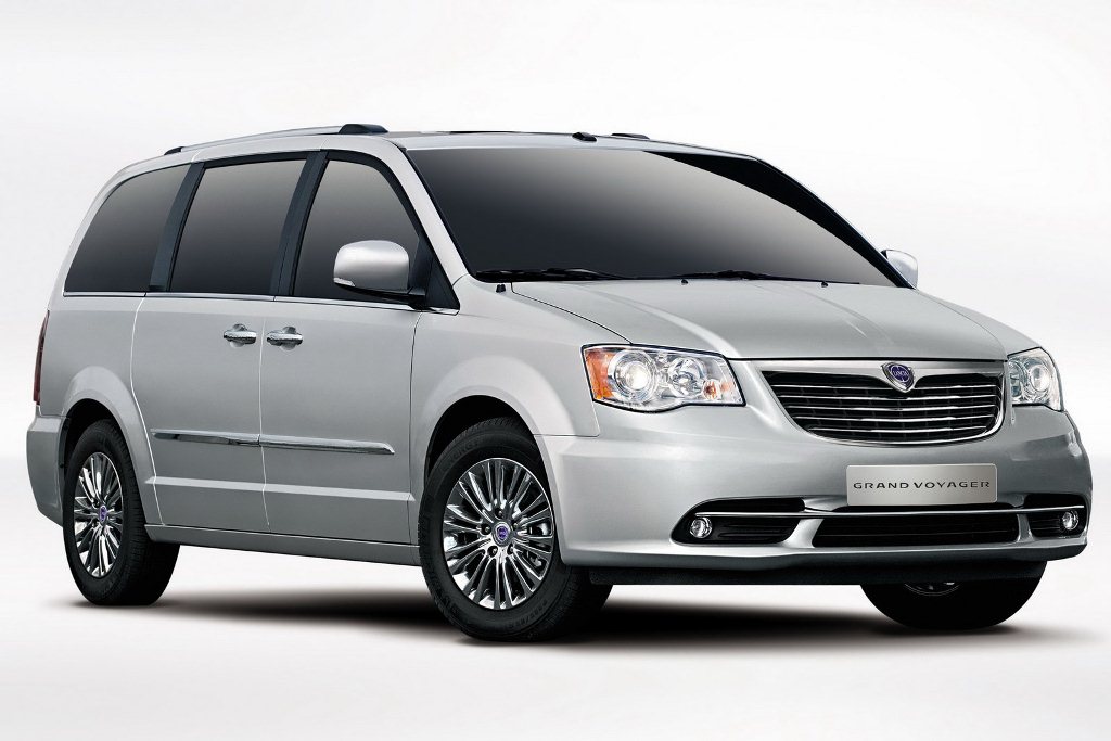 lancia grand voyager
