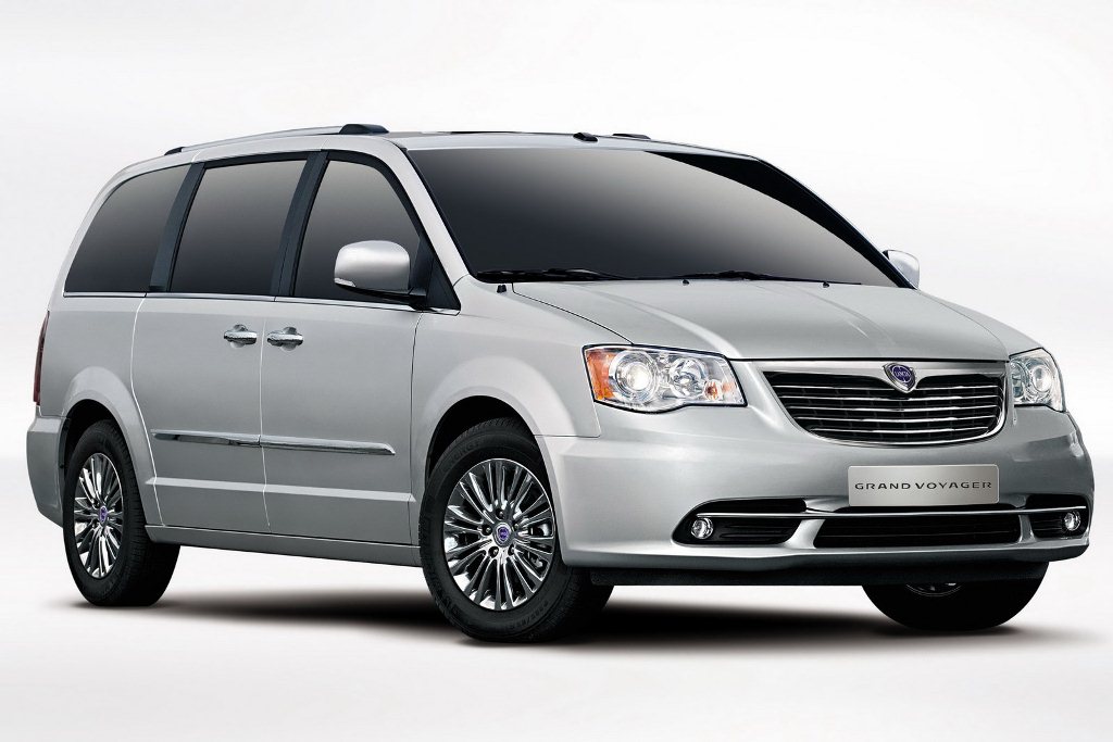 lancia grand voyager