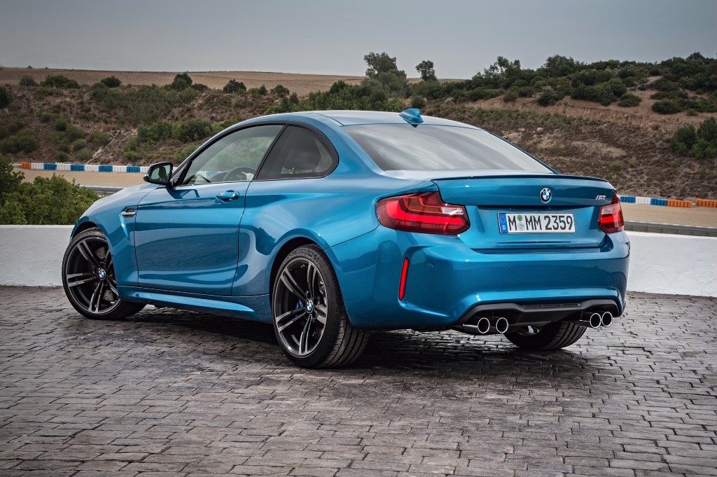 BMW-M2-Coupe-2016_2