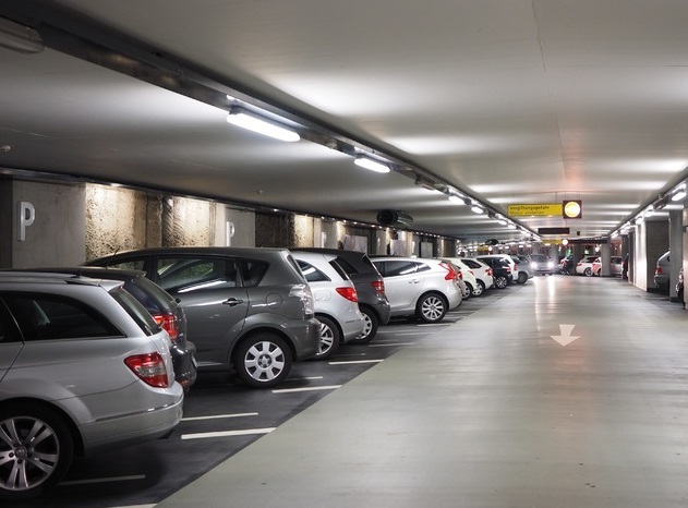 Un parking souterrain 