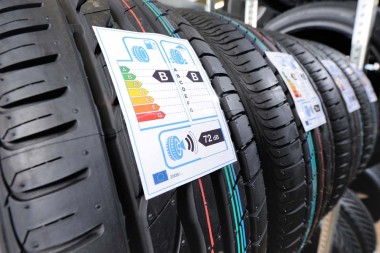 Les pneus étiquetés