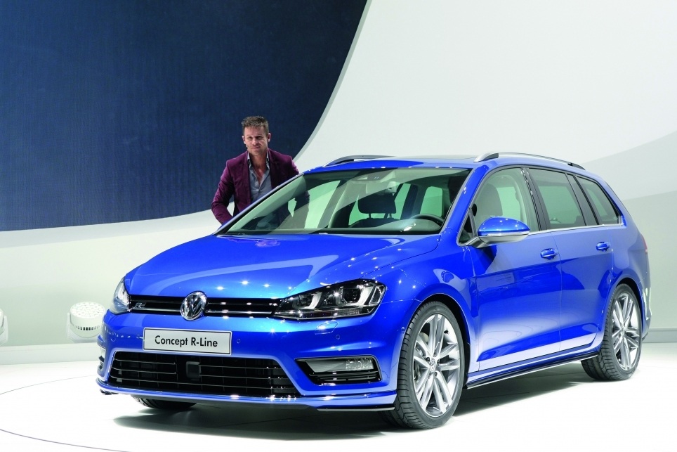 Golf 7 Estate R Line bleu