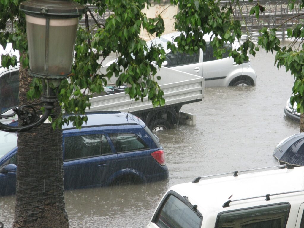 voiture qui a pris l'eau