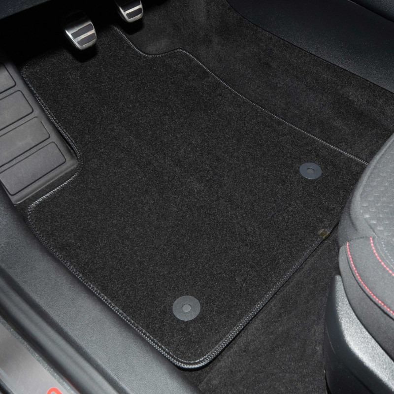 Tapis de voiture sur mesure